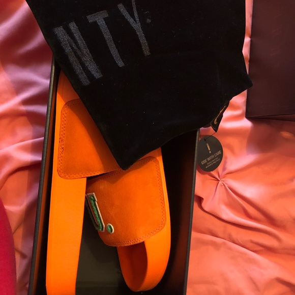Fenti Puma Slides - Picture 4 of 6